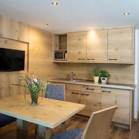 Schindlhaus Und Koia Premium Aparthotel Soll