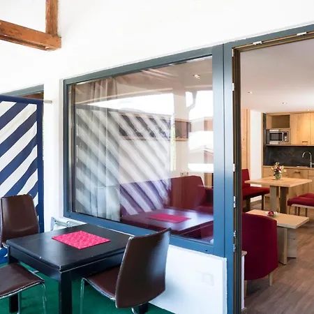 Schindlhaus Und Koia Premium מלון דירות 4*