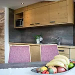 Schindlhaus Und Koia Premium Hotel apartamentowy 4*